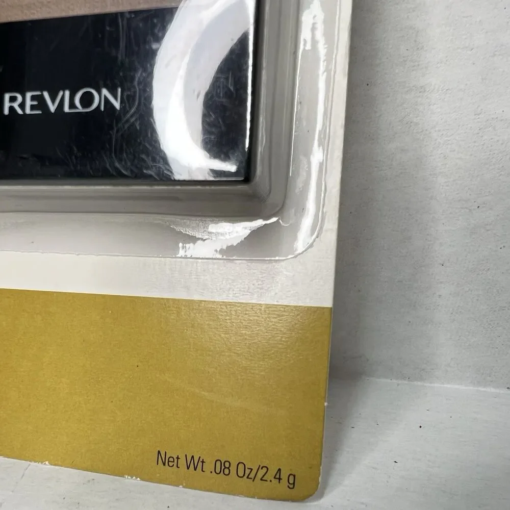 Revlon Hazelnut Colorstay 12 Hour Eye Shadow (025) - 0.08 oz, New in Package